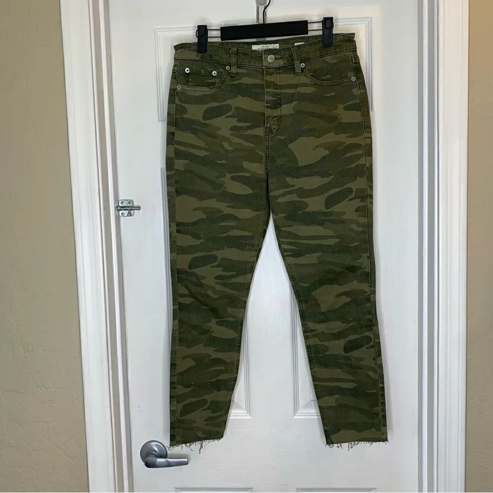 Lucky Brand Camo Bridgette Crop Jeans Size 6 Raw Hem